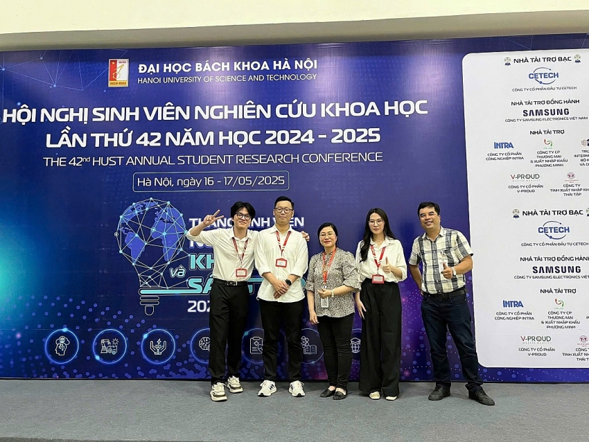 Khi đam mê khoa học cất cánh: Những công trình xuất sắc tại Giải thưởng KHCN Sinh viên 2025