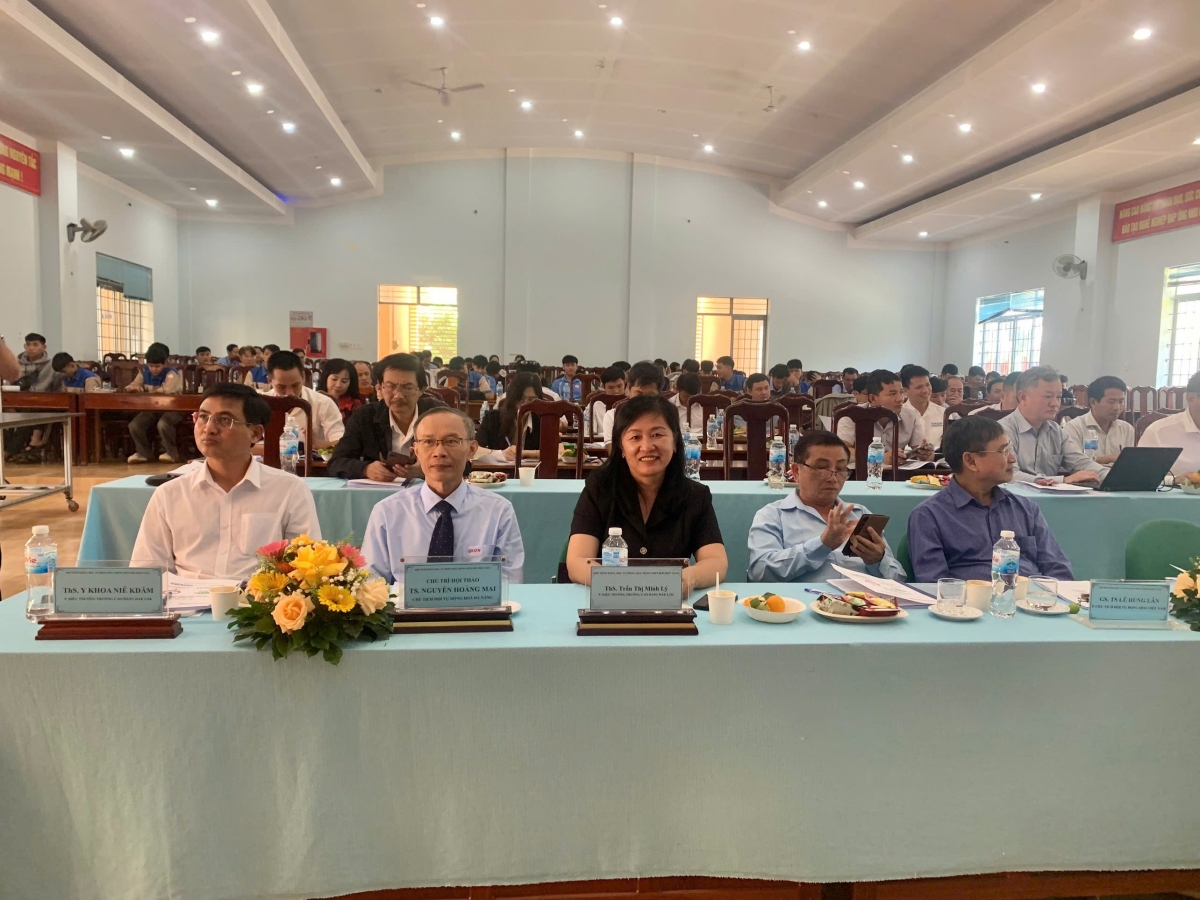 Thúc đẩy điện sạch và giao thông xanh từ tự động hóa biến đổi điện năng