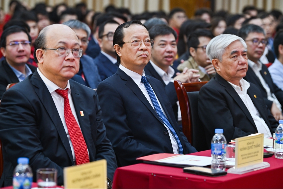 HUST chú trọng 5 giá trị đào tạo cốt lõi phát triển đại học tinh hoa lĩnh vực khoa học công nghệ