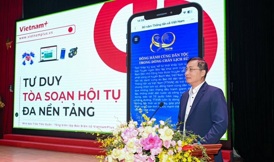 Nhà báo kỷ nguyên số phải trang bị các kỹ năng công nghệ để thích ứng với báo chí đa nền tảng