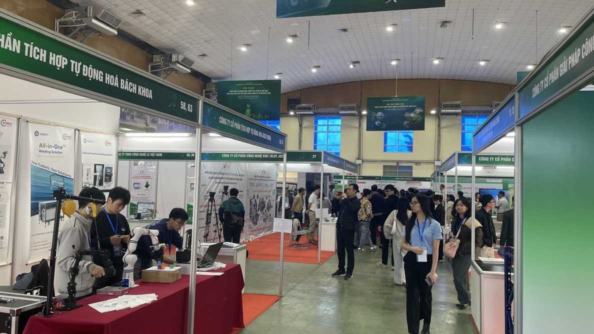 Kết nối chính sách - công nghệ - doanh nghiệp trong lĩnh vực năng lượng và công nghiệp xanh