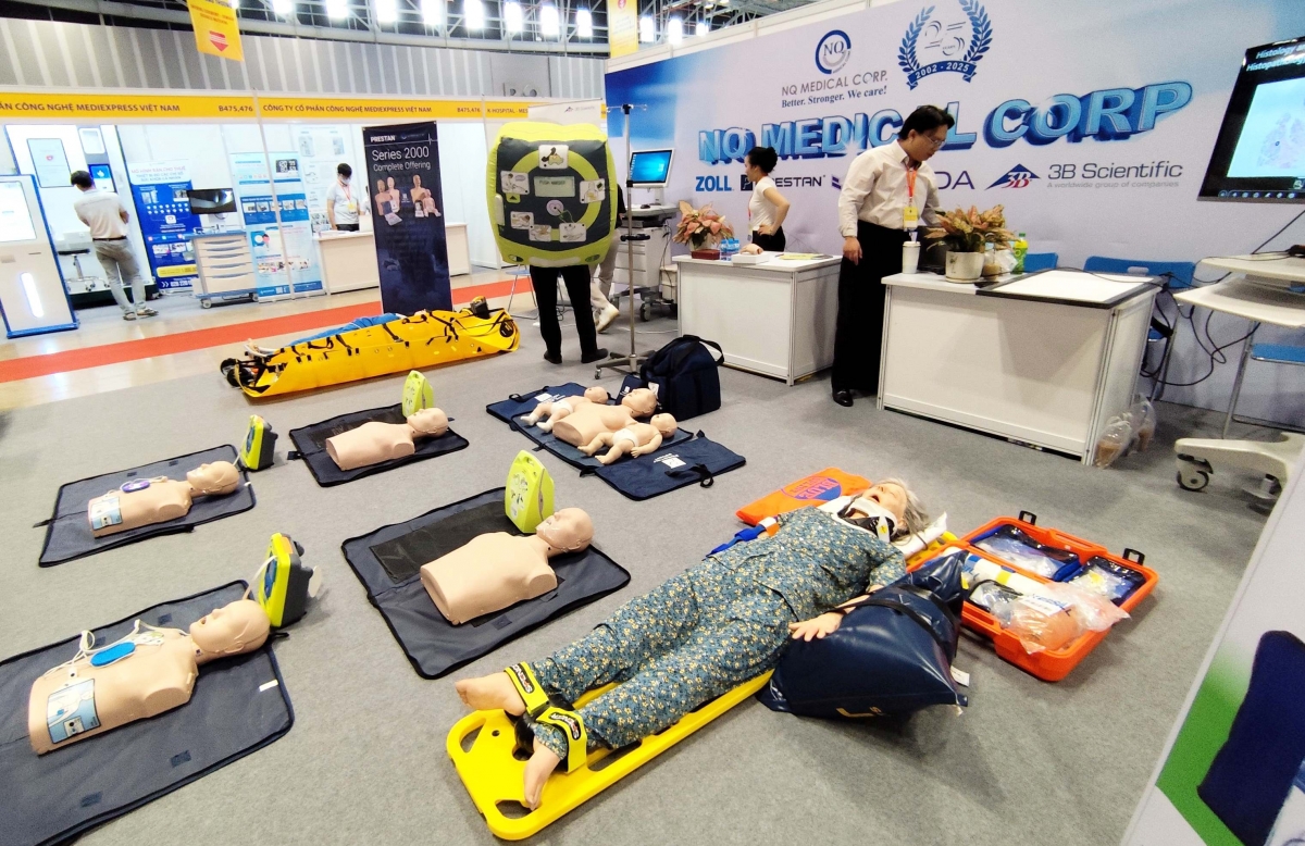 Thúc đẩy hợp tác KH và CN, chăm sóc sức khỏe cộng đồng qua Vietmedicare Expo 2025