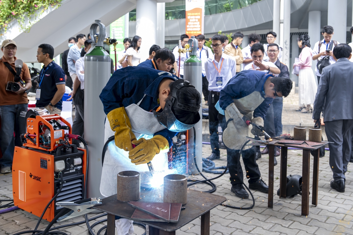 Sôi động chuỗi sự kiện METAL & WELD - ISME 2025