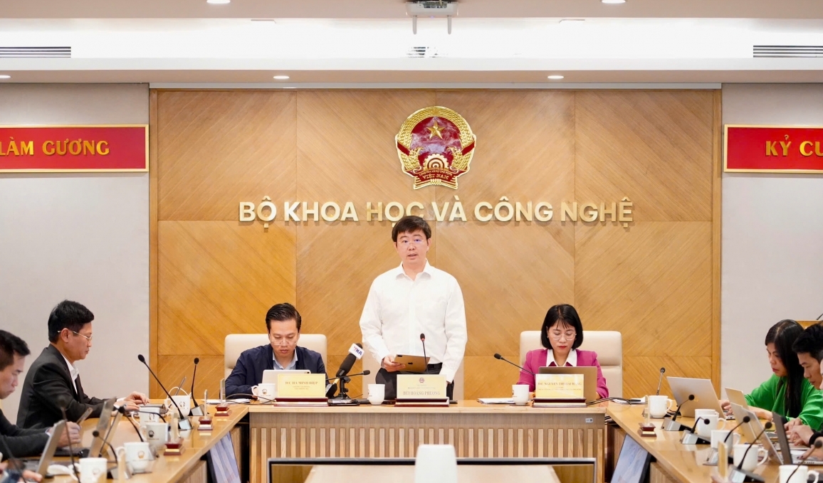 Bộ KH&CN tăng tốc hoàn thiện thể chế, chuẩn bị cho loạt sự kiện công nghệ lớn cuối năm