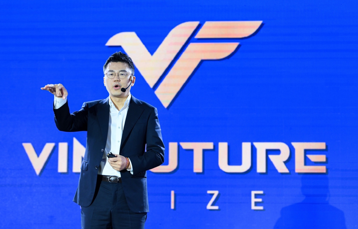 Sẽ có khoảng 1 tỷ con robot thông minh chung sống với con người vào năm 2050?