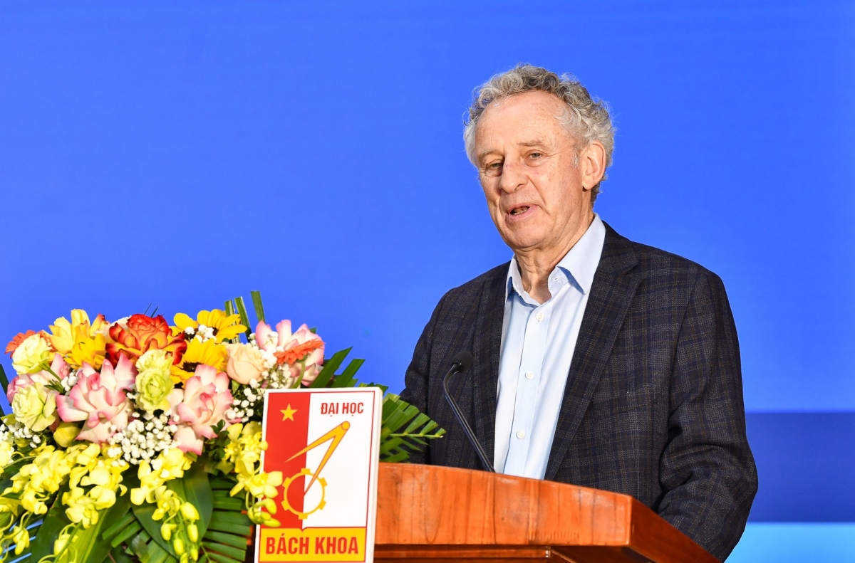 Đổi mới công nghệ để mở lối cho trí thức trẻ Việt Nam vươn tầm hội nhập