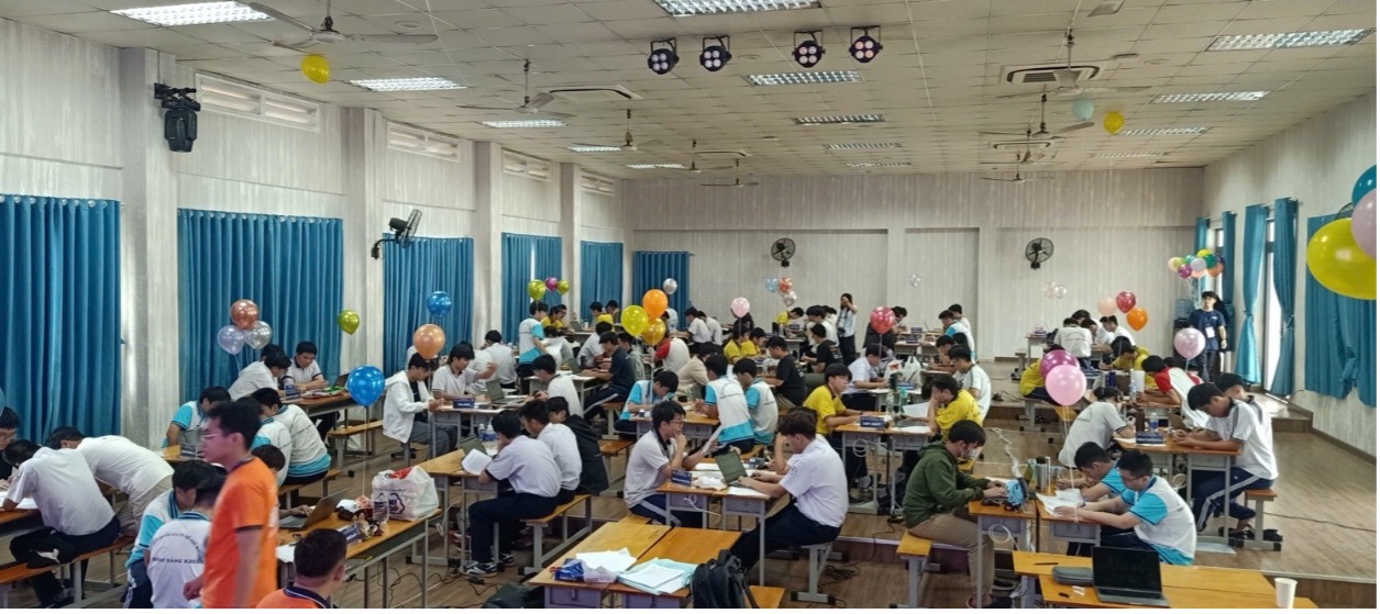 Hơn 800 sinh viên CNTT - AI hội tụ tại TP.HCM tranh tài mùa giải OLP, OlpAI, Procon và ICPC Asia Ho Chi Minh City 2025