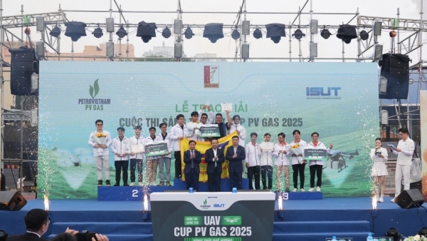 Sôi động chung kết Cuộc thi Sáng tạo UAV 2025 - Cup PV GAS "Vùng trời quê hương"