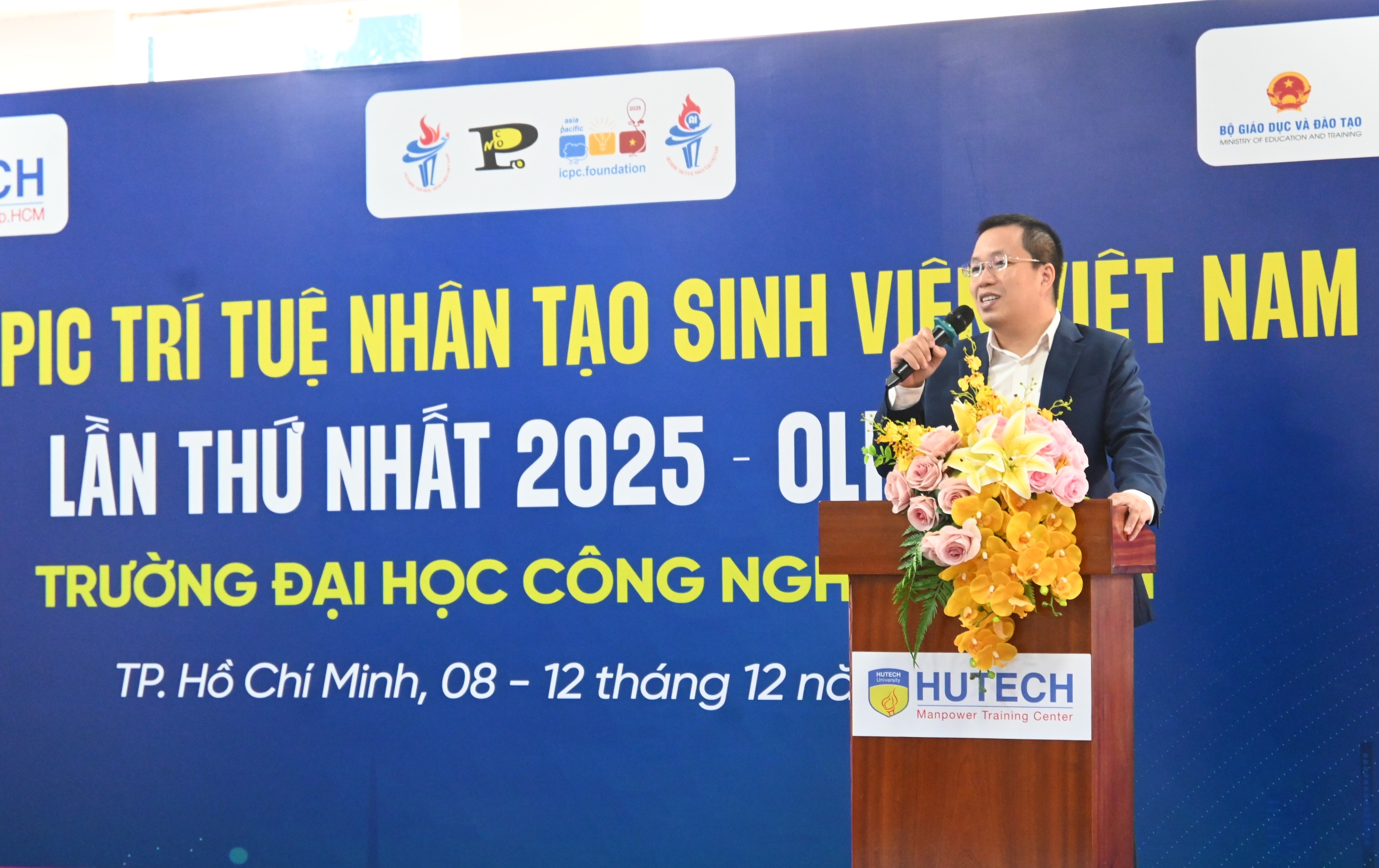 Gần 200 sinh viên bước vào kỳ thi Olympic Trí tuệ nhân tạo Sinh viên Việt Nam lần đầu tiên