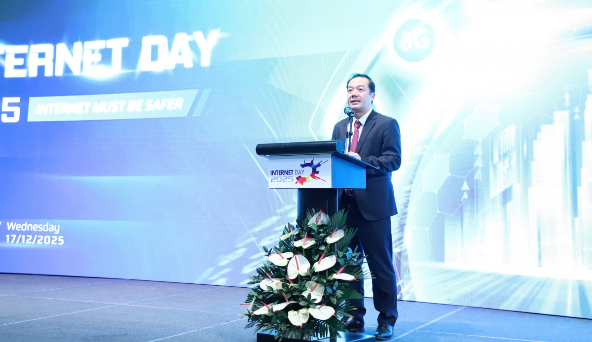 Internet Day 2025 hướng tới kiến tạo nền tảng số tin cậy cho người dùng Việt Nam