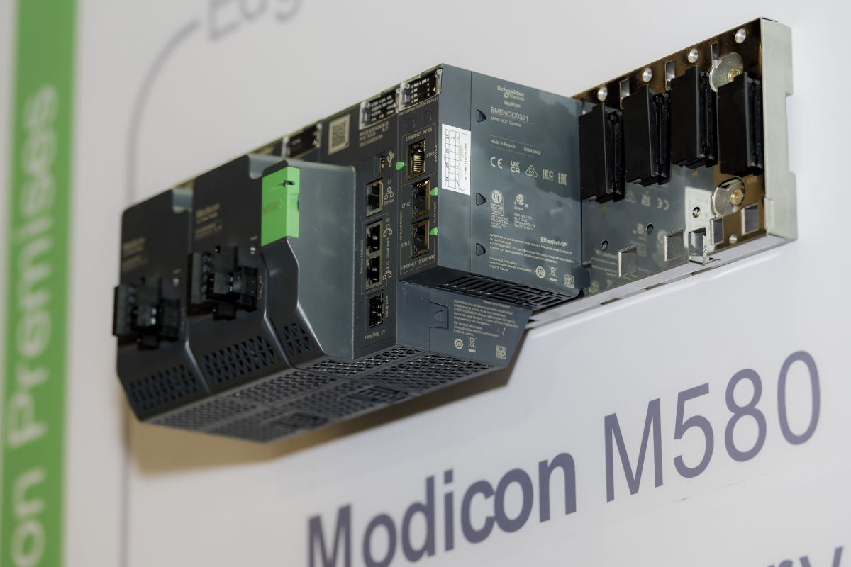 Schneider Electric ứng dụng AI vào chuyển đổi số tối ưu hệ sinh thái và phát triển bền vững ngành nước