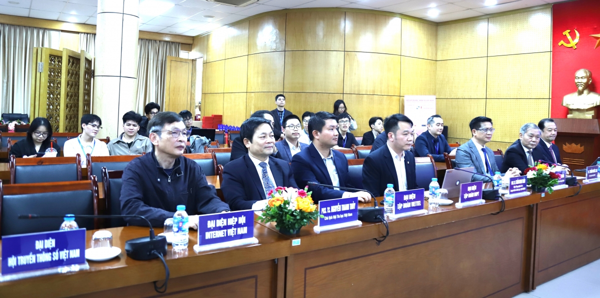 REV-ECIT 2025: kiến tạo hệ sinh thái số toàn diện cho ngành Điện tử, Truyền thông và CNTT