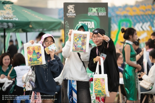 Bia Saigon Special trao “Lộc Special”, khởi động Tết lớn