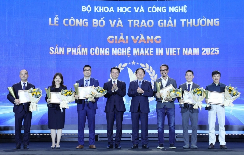 Doanh nghiệp công nghệ Việt sáng tạo và làm chủ công nghệ lõi, khẳng định vị thế trên trường quốc tế