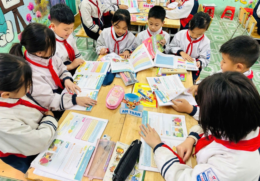 Bộ SGK ‘Kết nối tri thức với cuộc sống’ được sử dụng trên toàn quốc từ năm học 2026-2027