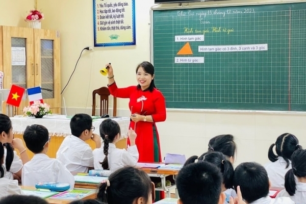 Bộ SGK ‘Kết nối tri thức với cuộc sống’ được sử dụng trên toàn quốc từ năm học 2026-2027