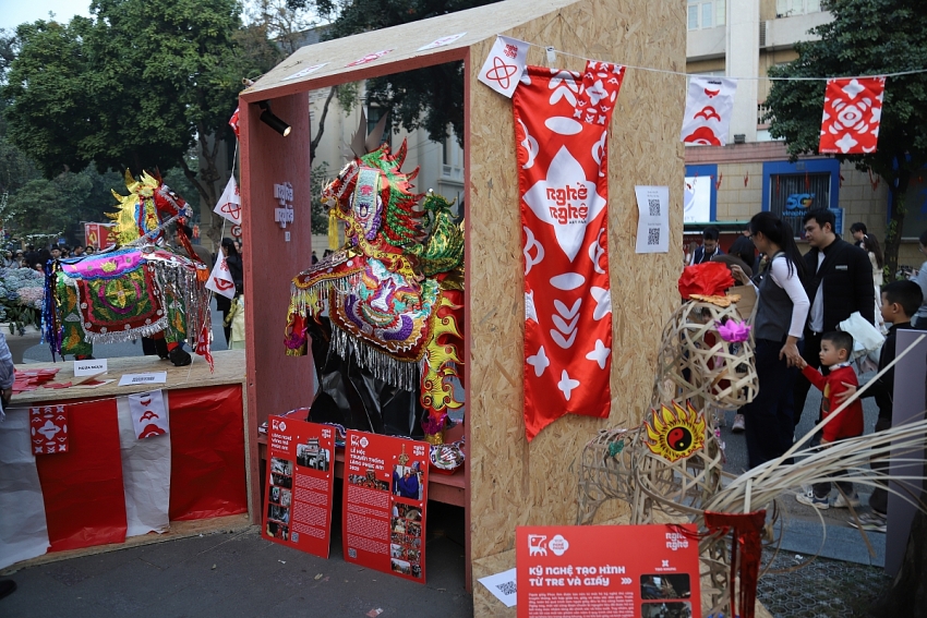 Phố đi bộ Hoàn Kiếm trở thành điểm hẹn của cộng đồng sáng tạo Hà Nội