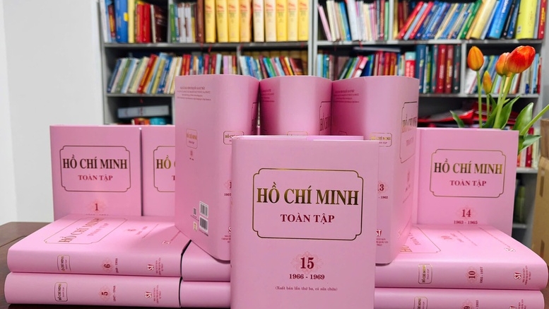 Tái bản nhiều ấn phẩm đặc biệt chào mừng Đại hội Đảng lần thứ XIV