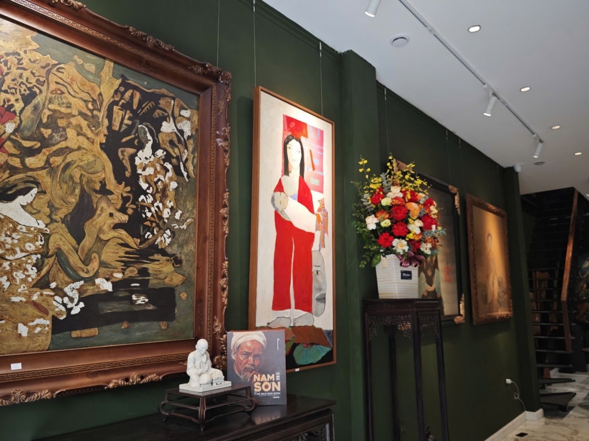 Triển lãm giới thiệu hơn 300 tác phẩm phản ánh tiến trình phát triển của mỹ thuật Việt Nam từ cuối thế kỷ XIX đến đương đại