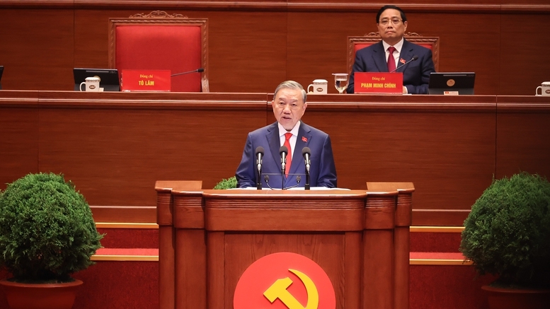 “Dân là gốc” trong Báo cáo trình Đại hội XIV: Điểm tựa bền vững nhất, “hạ tầng mềm” quan trọng nhất