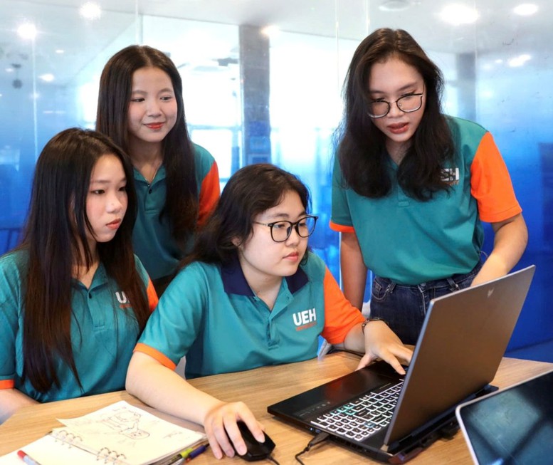 Công nghệ và chuyển đổi số: Động lực quan trọng phát triển trong kỷ nguyên mới