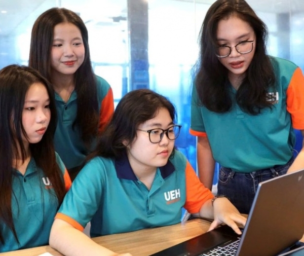 Công nghệ và chuyển đổi số: Động lực quan trọng phát triển trong kỷ nguyên mới