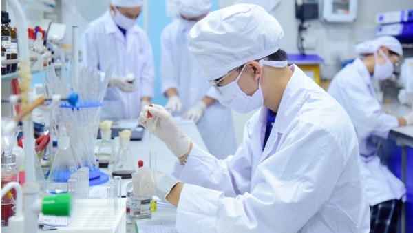 Chủ động “kéo” nhà khoa học rời “vùng an toàn”