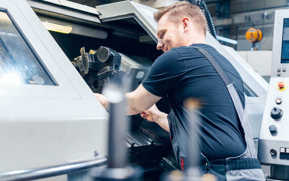 Xu hướng CNC 2026: Dữ liệu, tự động hóa và công nghệ lai