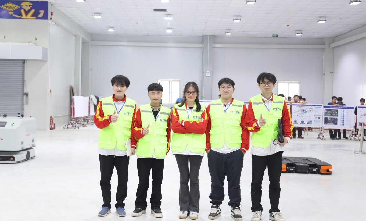 Các hãng công nghệ đồng hành nâng cao năng lực thí sinh AMBA 2026