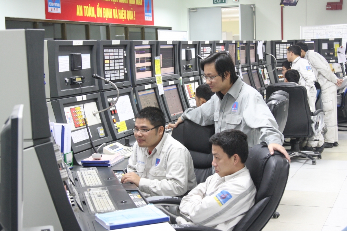 Nhân lực nào vận hành thế giới số?