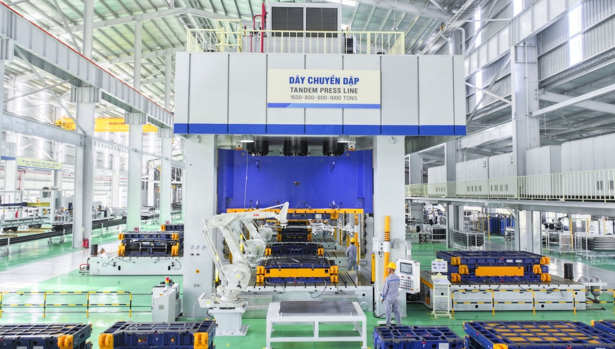 Nhân lực nào vận hành thế giới số?