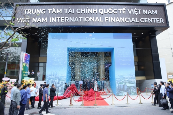 TP.HCM ra mắt Trung tâm Tài chính Quốc tế Việt Nam - kết nối dòng vốn toàn cầu phát triển kinh tế