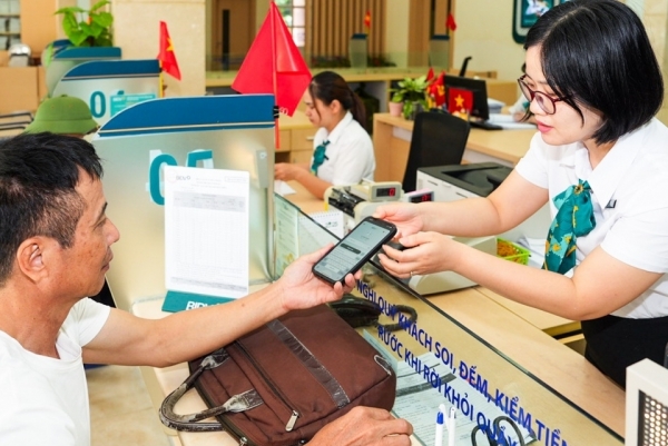 Tin tức ngân hàng nổi bật tuần qua: Ngân hàng nghỉ Tết - Khách hàng cần chủ động giao dịch, tránh gián đoạn