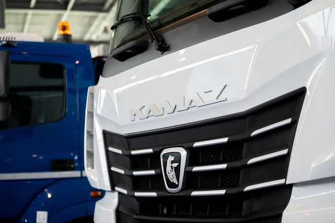 Chiến mã trên bốn bánh: Quyền lực và biểu tượng trong thế giới siêu xe