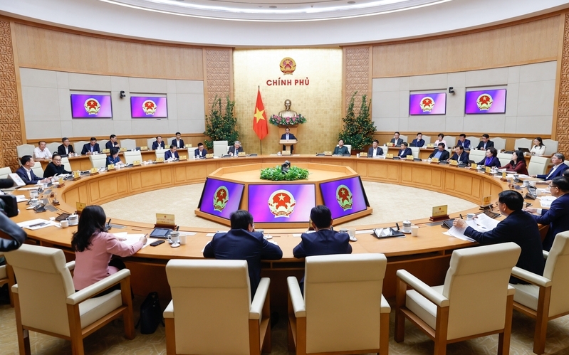 Thủ tướng yêu cầu bứt tốc KHCN, kích hoạt động lực tăng trưởng mới