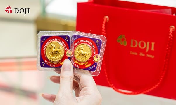 Tin tức ngân hàng nổi bật tuần qua: Ngày vía Thần Tài - Ngân hàng đua lì xì lãi suất, tặng vàng hút khách gửi tiết kiệm