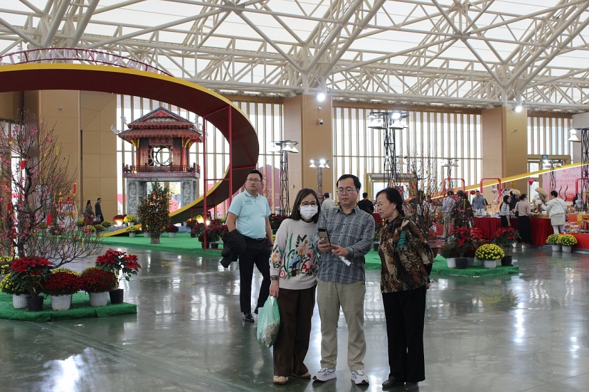 Du khách Việt dẫn đầu châu Á về sẵn sàng ứng dụng AI khi lên kế hoạch du lịch