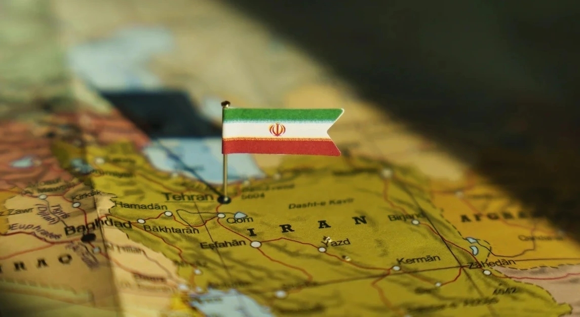 Thị trường chứng khoán ngày 03/3: Đà giảm mạnh chưa dừng lại, nhóm dầu khí tiếp tục thăng hoa