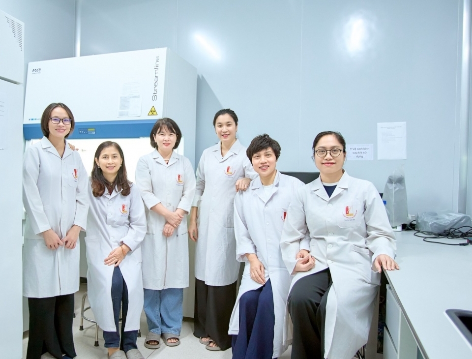 Thủ tướng Phạm Minh Chính gặp gỡ các nhà khoa học nữ đạt Giải thưởng Kovalevskaia