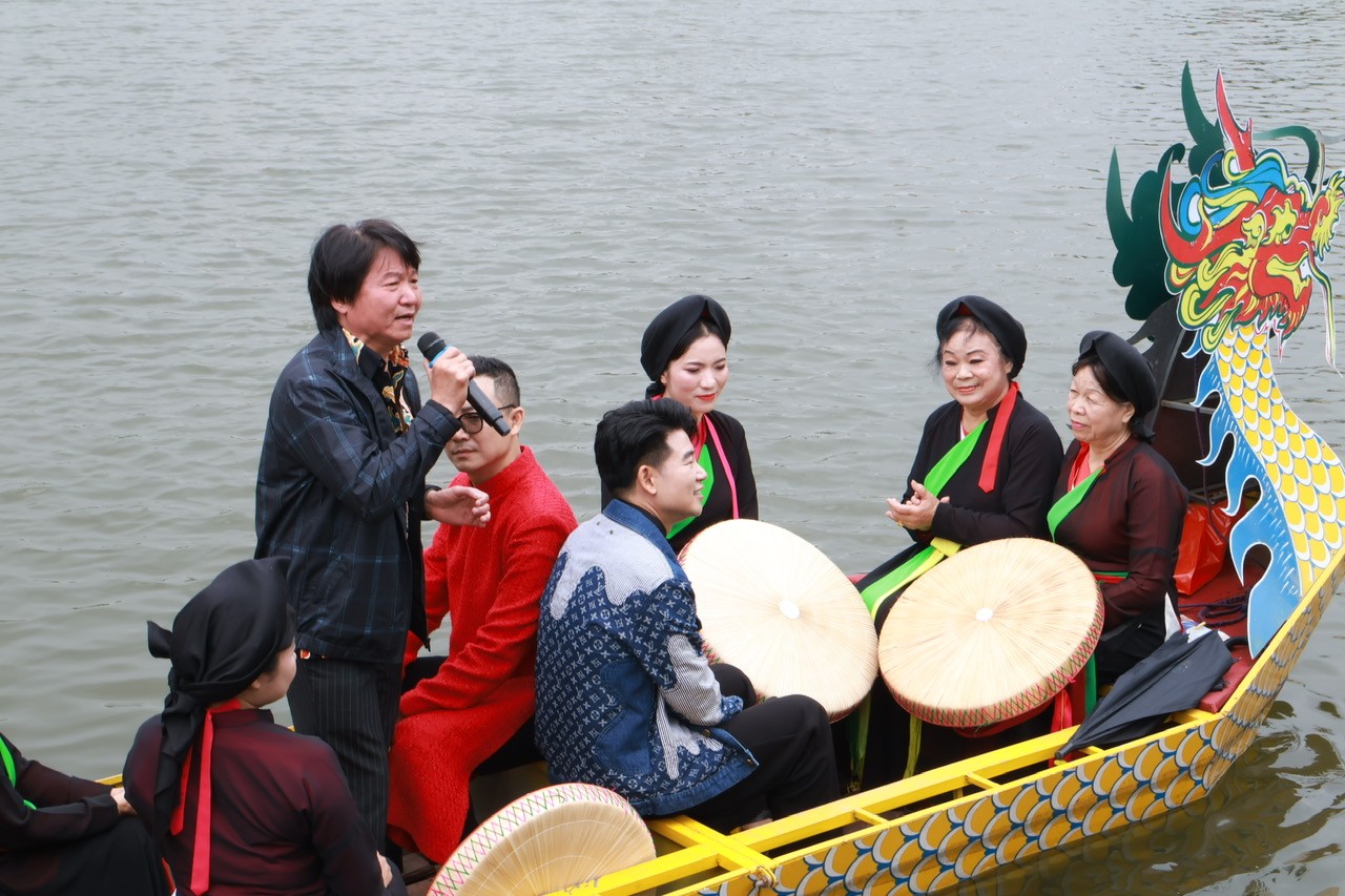 Rộn Ràng Tiếng Hát Quan Họ Giữa Lòng Kinh Bắc: Lễ Hội Chùa Kim Sơn – Làng Quả Cảm