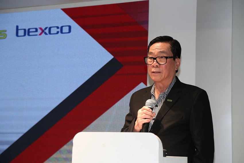 Việt Nam công bố hai triển lãm quốc tế về sản xuất thông minh 2026