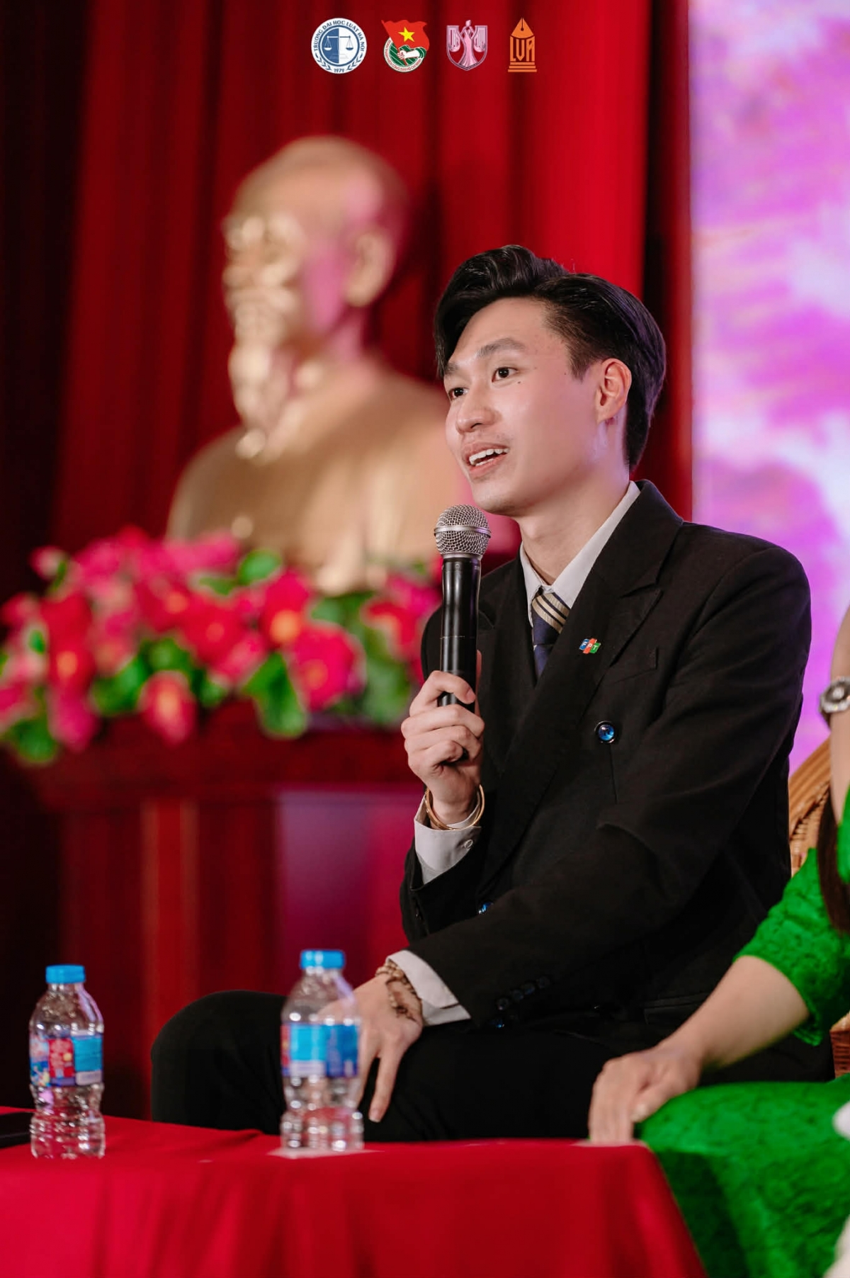 Sinh viên Hà Nội đối diện với khoảng trống tâm lý: Cần được nhận diện và bảo vệ