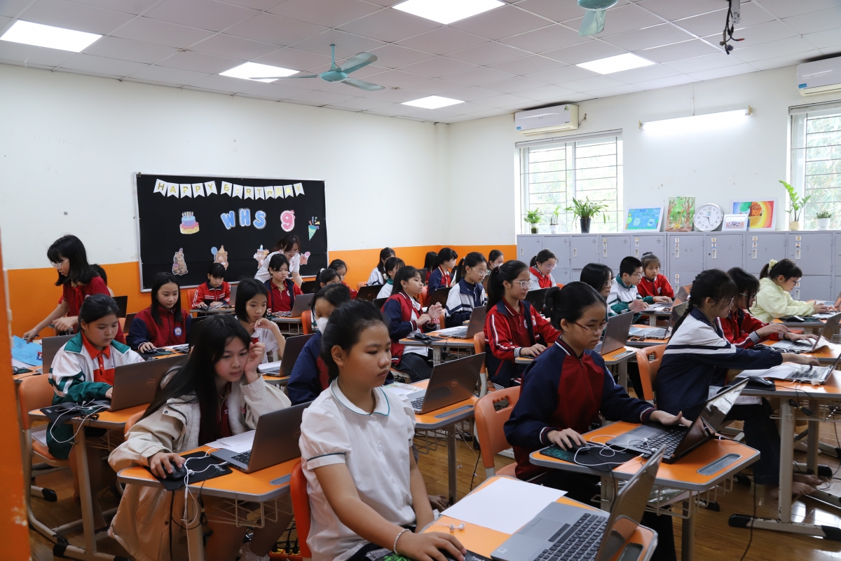 Hàng nghìn học sinh tiểu học tại Hà Nội háo hức tranh tài ở Kỳ thi Hội