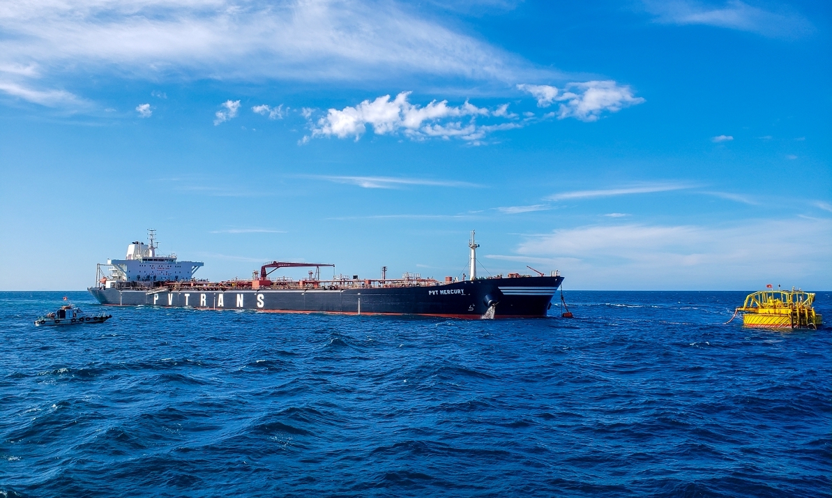 Nhà máy lọc dầu Dung Quất vận hành vượt công suất, chủ động ứng phó biến động dầu mỏ toàn cầu