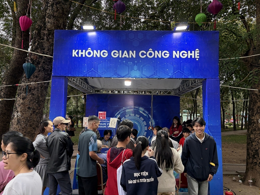 Lễ hội Du lịch Hà Nội 2026 thu hút gần 80.000 lượt du khách Lễ hội Du lịch Hà Nội 2026 thu hút gần 80.000 lượt du khách