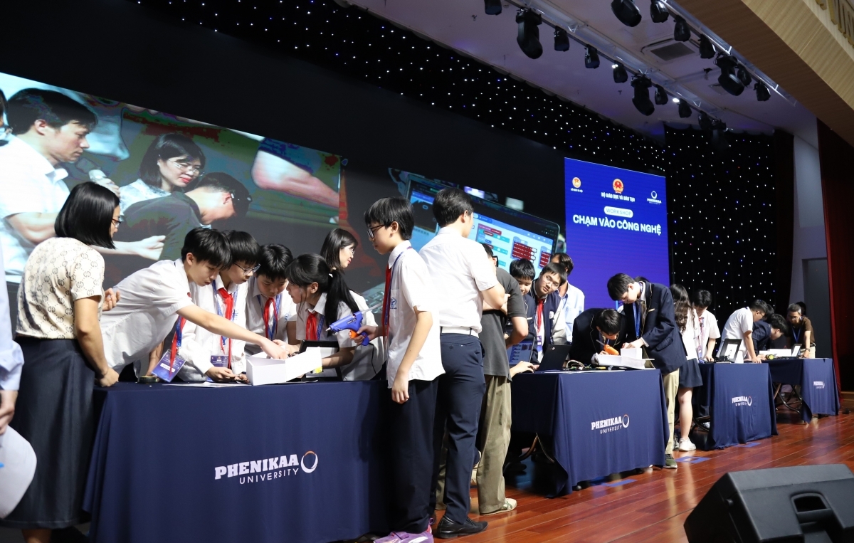 Nuôi dưỡng tài năng STEM ngay từ tiểu học