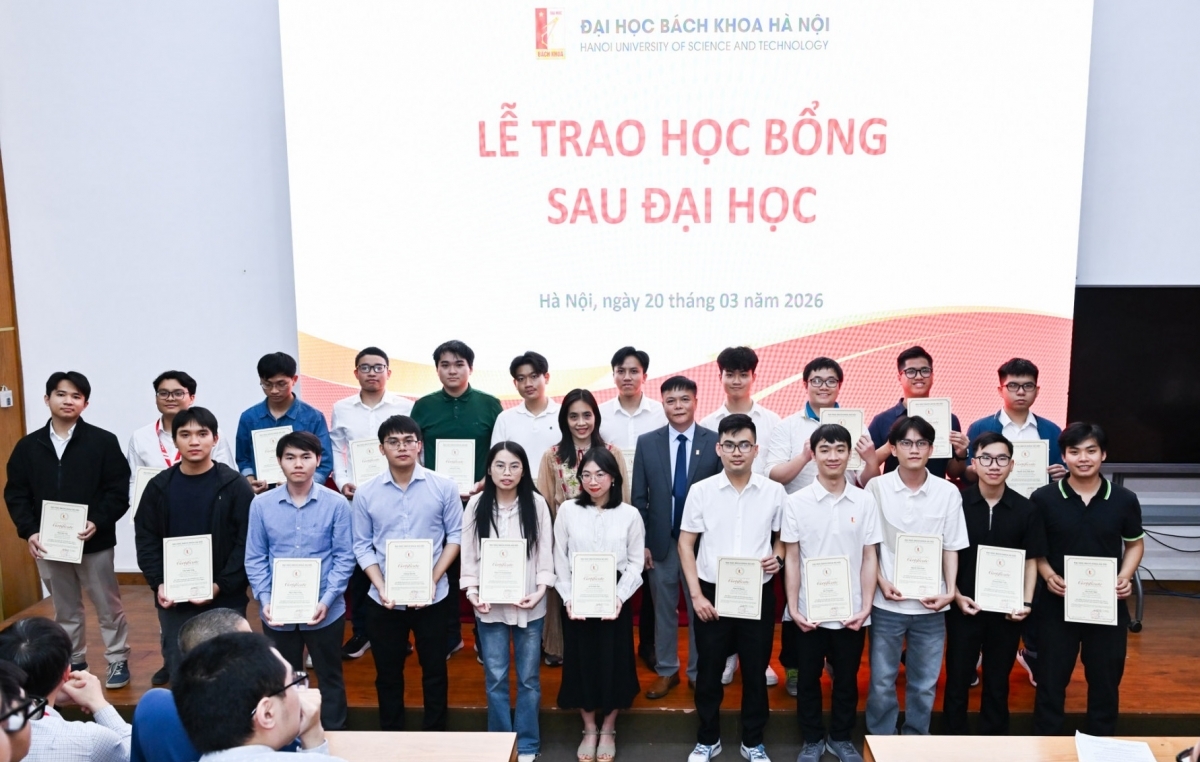Đại học Bách khoa Hà Nội trao 4 tỷ đồng học bổng sau đại học và miễn học phí cho tất cả NCS trúng tuyển từ 2026