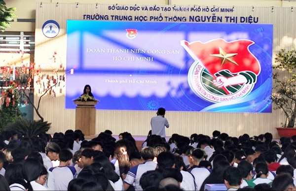 Tuổi trẻ Trường THPT Nguyễn Thị Diệu tiếp nối truyền thống vẻ vang của Đoàn TNCS Hồ Chí Minh