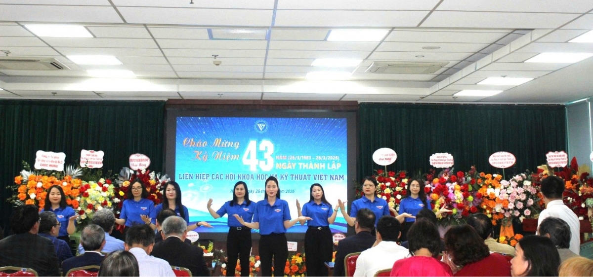 Đoàn thanh niên VUSTA cất cao lời ca tiếng hát chào mừng 43 năm Ngày thành lập VUSTA và kỷ niệm 95 năm Ngày thành lập Đoàn TNCS Hồ Chí Minh