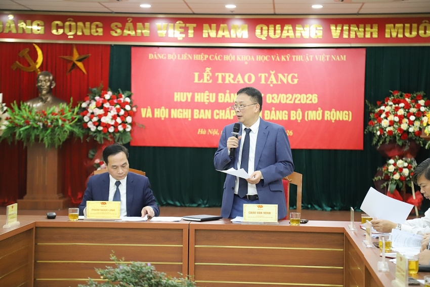 VUSTA trao Huy hiệu Đảng cho 35 đảng viên, triển khai nhiệm vụ trọng tâm Quý II/2026